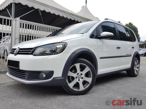 Click to enlarge photo. volkswagen_cross_touran_1.4_1112__01_.jpg