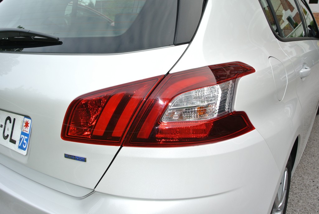 Peugeot 308&308SW Drive in France_2014_Hong Boon How (13)