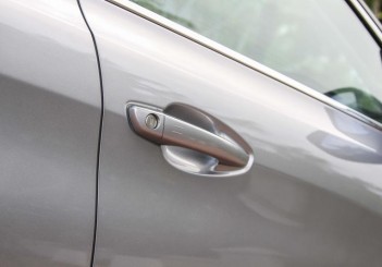 2015 Peugeot 308 (10)