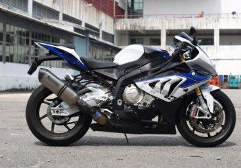 BMW HP4 - 08