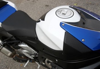 BMW HP4 - 09