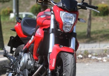 Benelli TNT 300 (22)