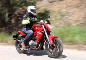 Benelli TNT 300 (8)