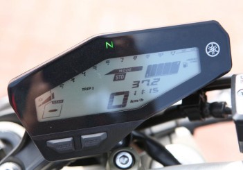 Yamaha MT-09 - 15