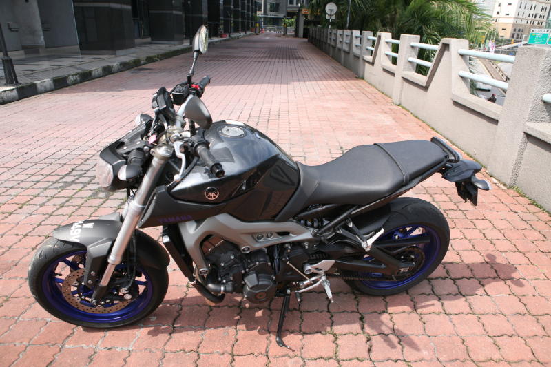 Yamaha MT-09 - 16