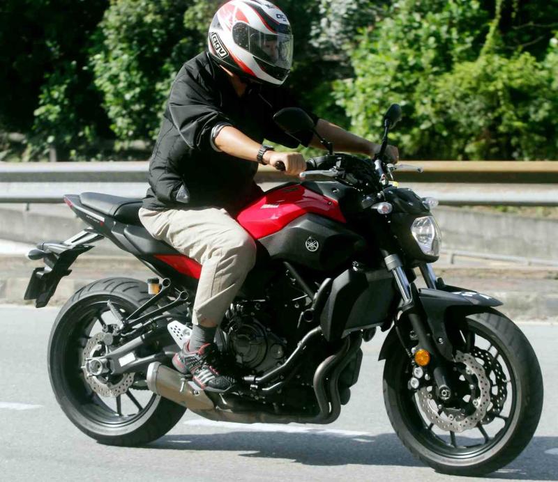Yamaha MT-07 - 02