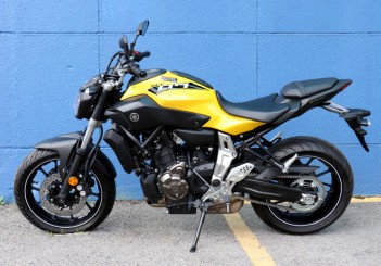 Yamaha MT-07 - 07