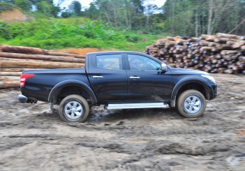 Mitsubishi Triton - 52