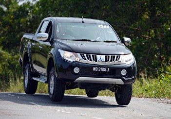 Mitsubishi Triton - 85