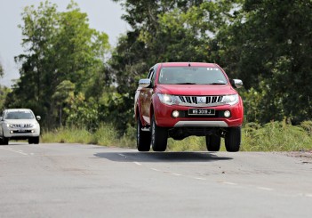 Mitsubishi Triton - 90