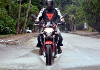 Aprillia Shiver 750 - 02