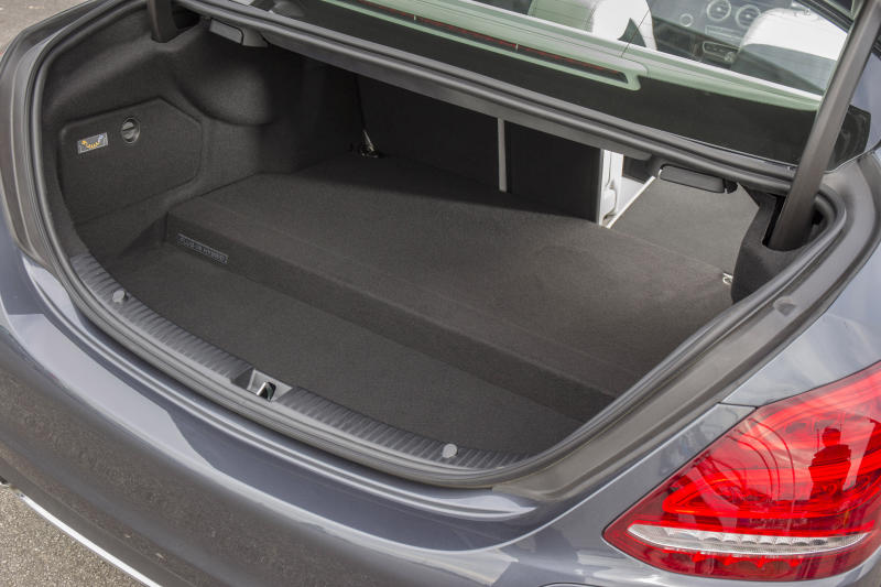 Mercedes-Benz C 350 e (W205) - 11