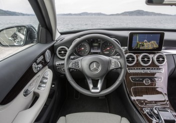 Mercedes-Benz C 350 e (W205) - 13