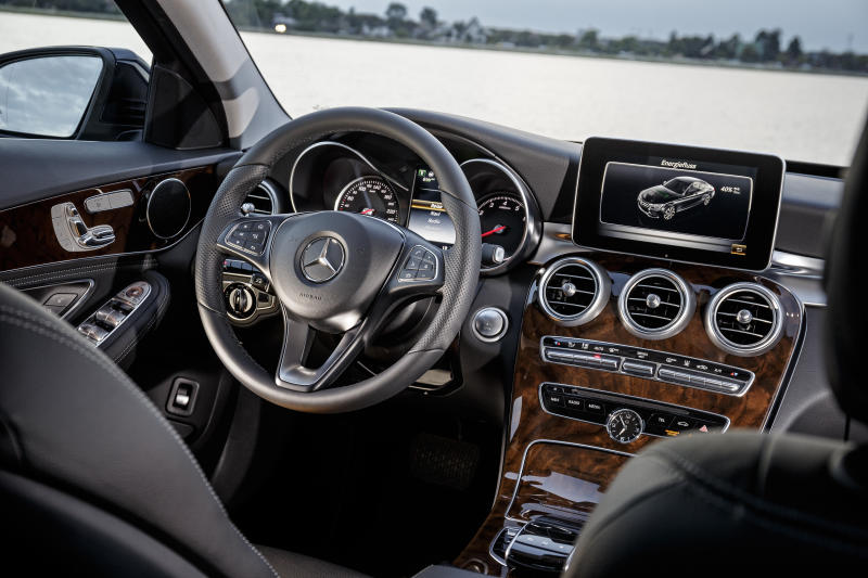 Mercedes-Benz C 350 e (W205) - 21