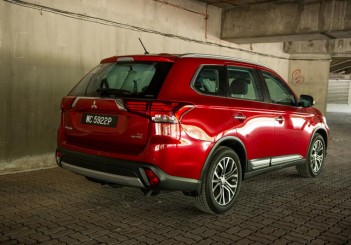 Mitsubishi Outlander - 03
