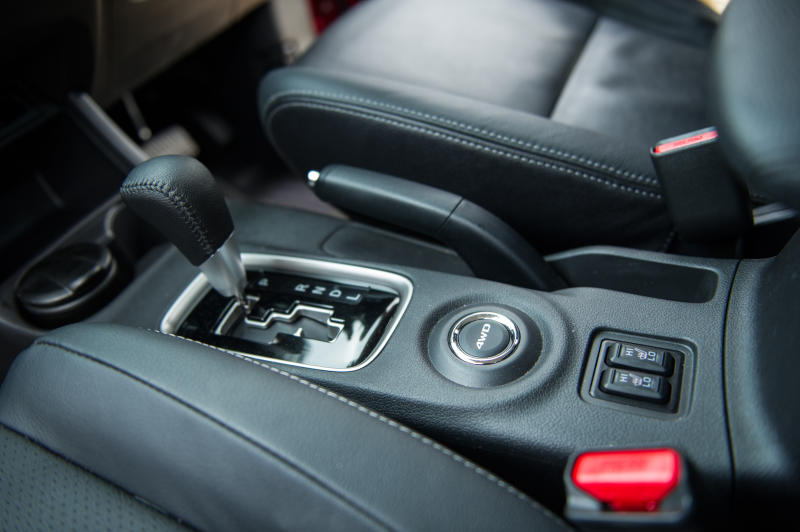 Mitsubishi Outlander - 11-3