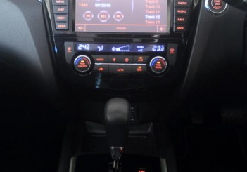 Nissan X-Trail 2.5L Impul edition - 24