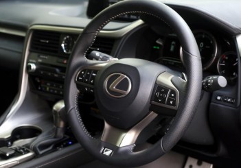 Lexus RX 200t F SPORT - 32