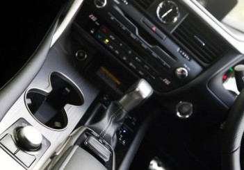 Lexus RX 200t F SPORT - 36