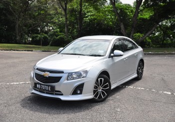 Chevrolet Cruze Sport - 01