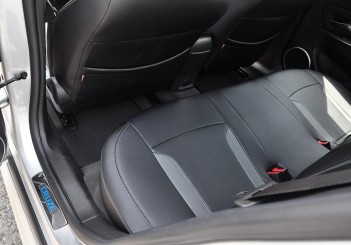 Chevrolet Cruze Sport - 53