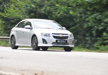 Chevrolet Cruze Sport - 72