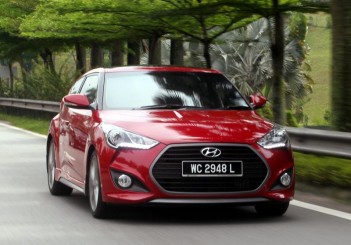 Hyundai Veloster Turbo - 01