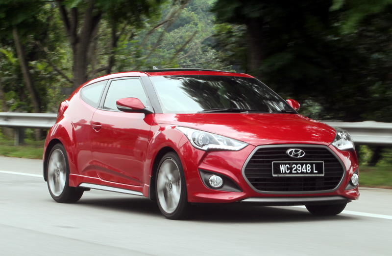 Hyundai Veloster Turbo - 02