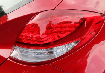 Hyundai Veloster Turbo - 12
