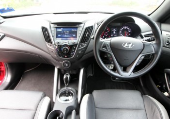 Hyundai Veloster Turbo - 16
