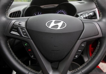 Hyundai Veloster Turbo - 17
