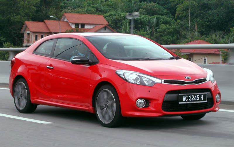 Kia Cerato Koup - 01