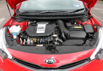 Kia Cerato Koup - 10