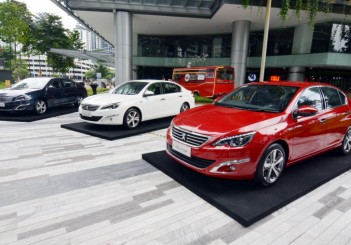 Peugeot 408 e-THP (27)