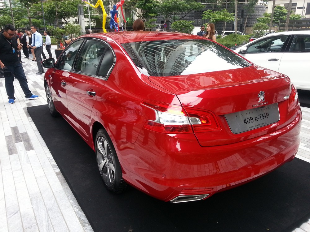 Peugeot 408 ethp (10)