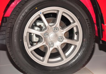 Perodua Bezza with GearUp accessories - 11