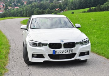 BMW 330e iPerformance - 06