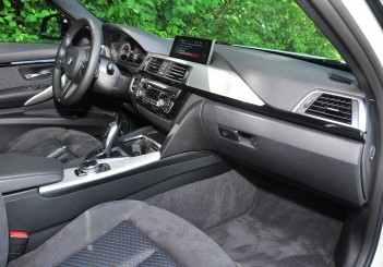 BMW 330e iPerformance - 103