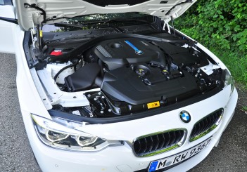 BMW 330e iPerformance - 119