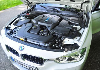 BMW 330e iPerformance - 120
