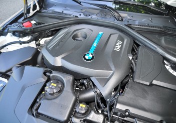 BMW 330e iPerformance - 121