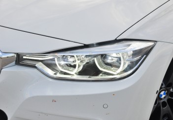 BMW 330e iPerformance - 26