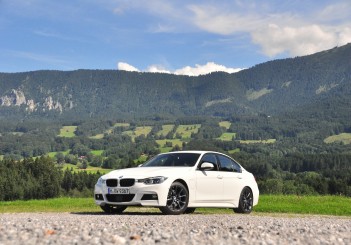 BMW 330e iPerformance - 39
