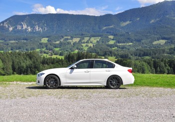 BMW 330e iPerformance - 45