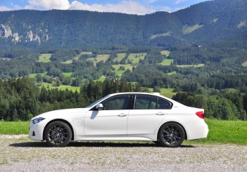 BMW 330e iPerformance - 46