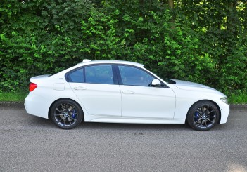 BMW 330e iPerformance - 54