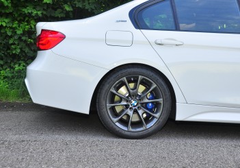 BMW 330e iPerformance - 55