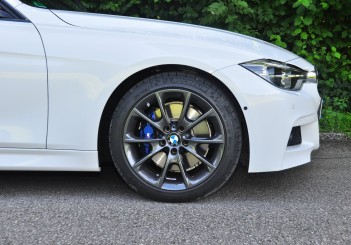 BMW 330e iPerformance - 57