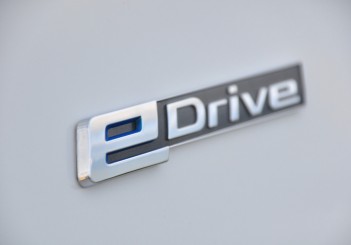 BMW 330e iPerformance - 65