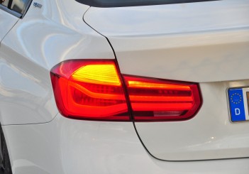 BMW 330e iPerformance - 75